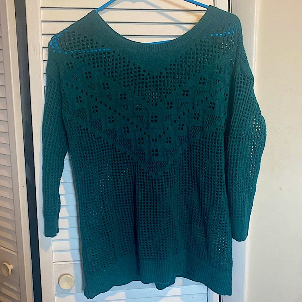 Womans American eagle half sleeve shirt